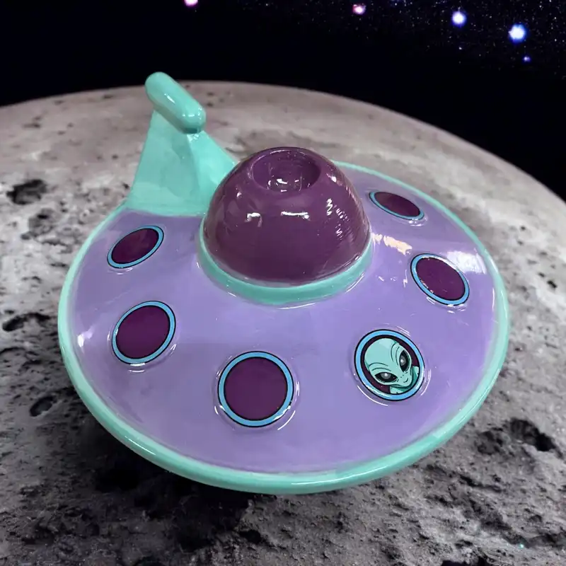 Spaceship Pipa Cerámica