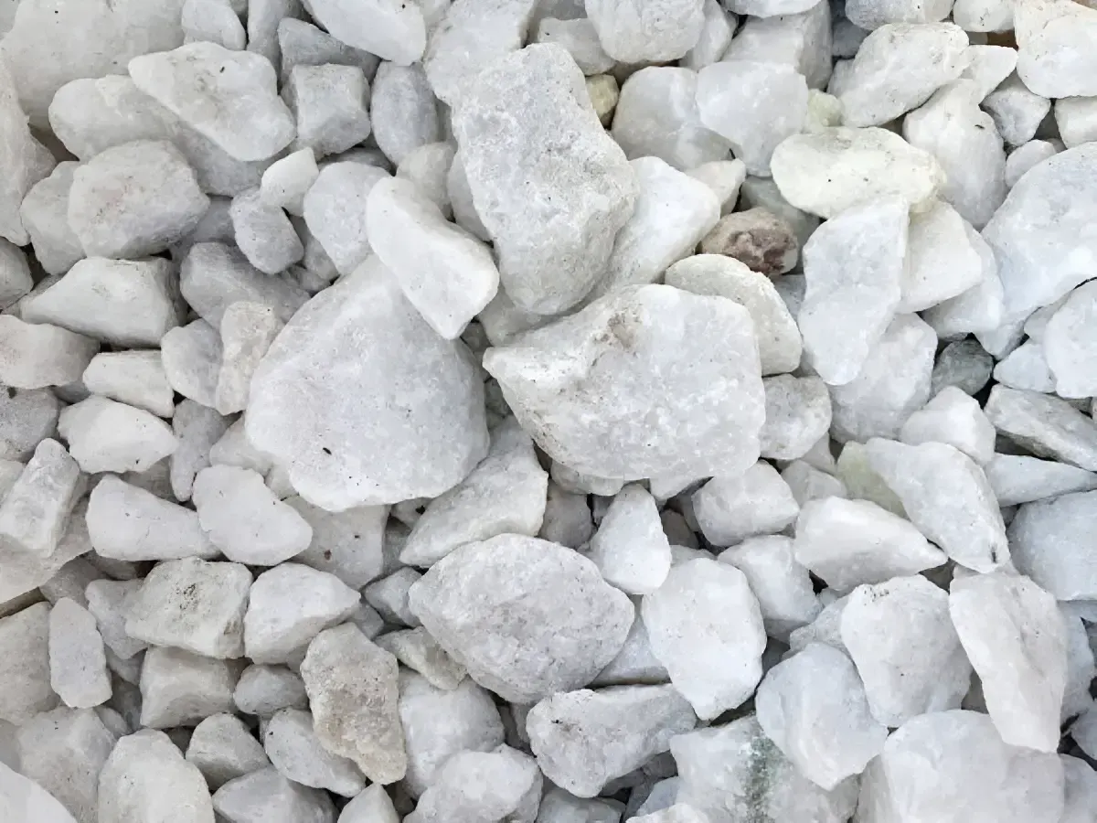 Piedra Blanca Triturada 25kg